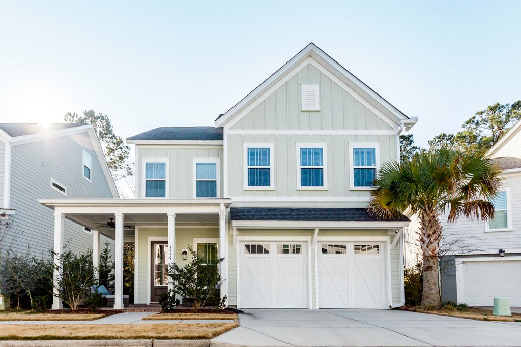 Photo of 2449 Giles Lane, Mount Pleasant, SC 29466 (MLS # 26004004)
