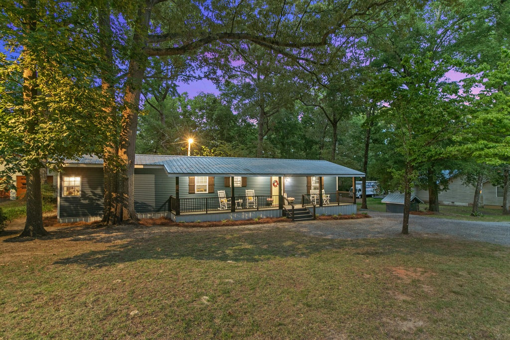 Photo of 417 Mill Creek Road, Vance, SC 29163 (MLS # 26025530)