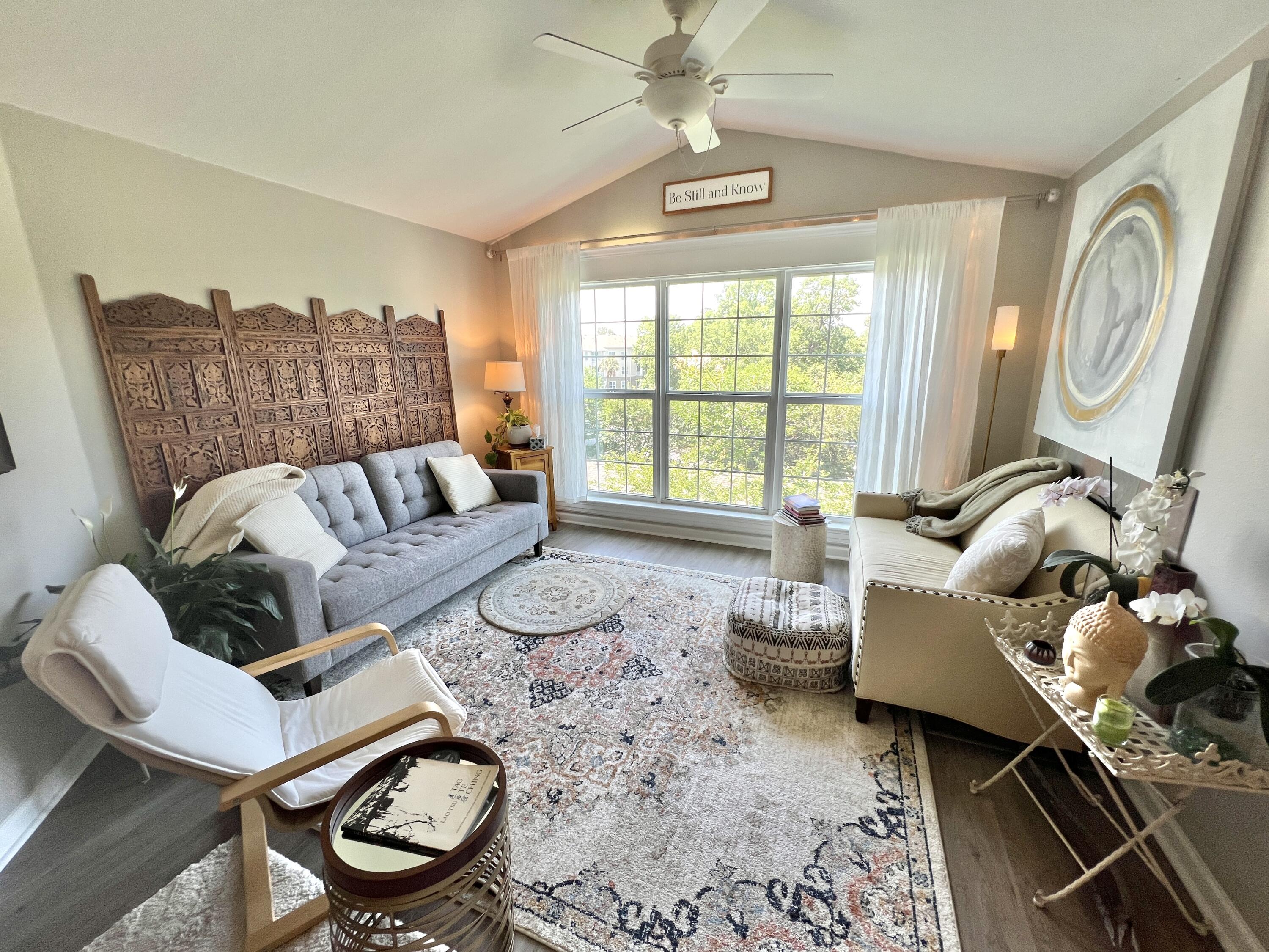 700 Daniel Ellis Drive 6303