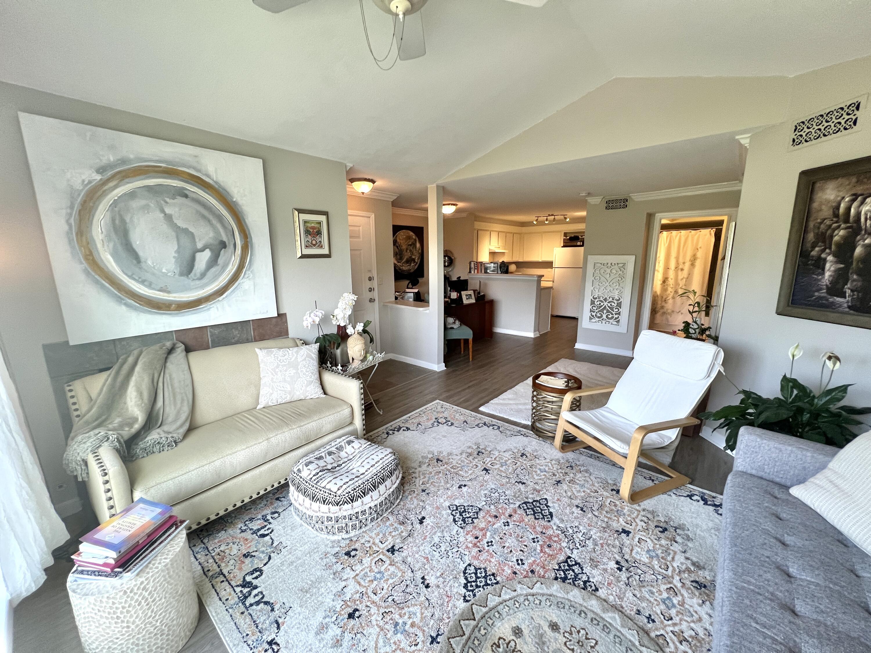 700 Daniel Ellis Drive 6303