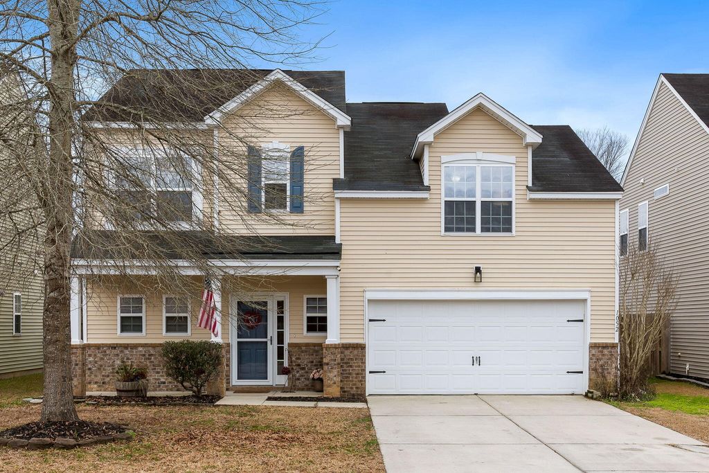 Photo of 1052 Whitlow Boulevard, Summerville, SC 29483 (MLS # 26003097)