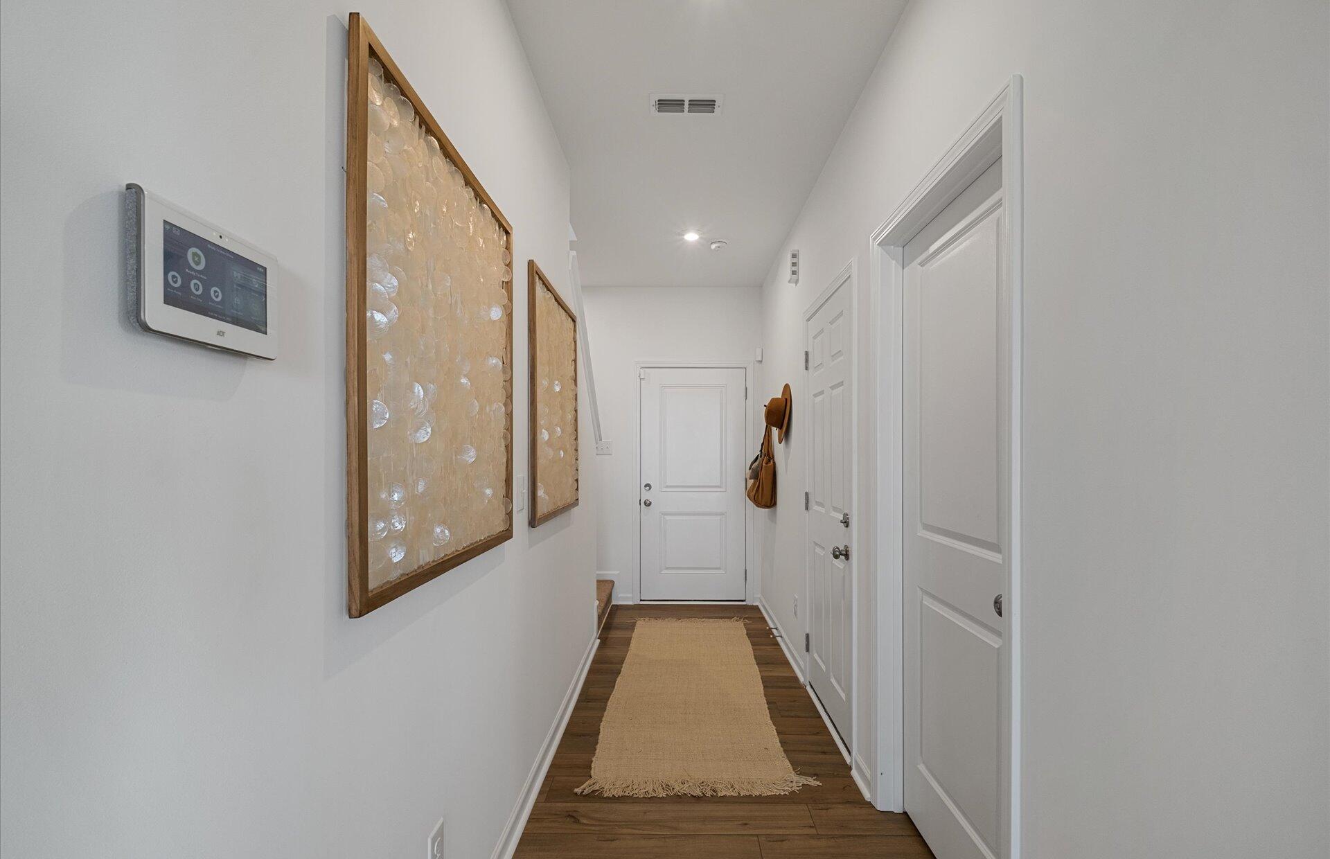 883 Meadowbrook Lane