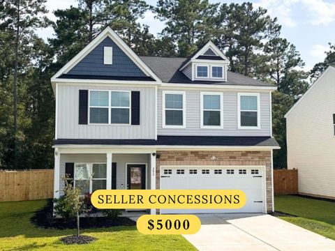 Photo of 300 Torslanda Lane, Summerville, SC 29486 (MLS # 26008850)
