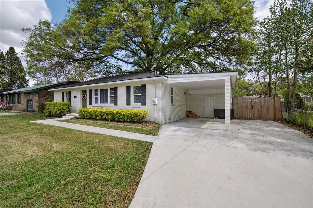 Photo of 111 Harvey Avenue, Goose Creek, SC 29445 (MLS # 26008774)