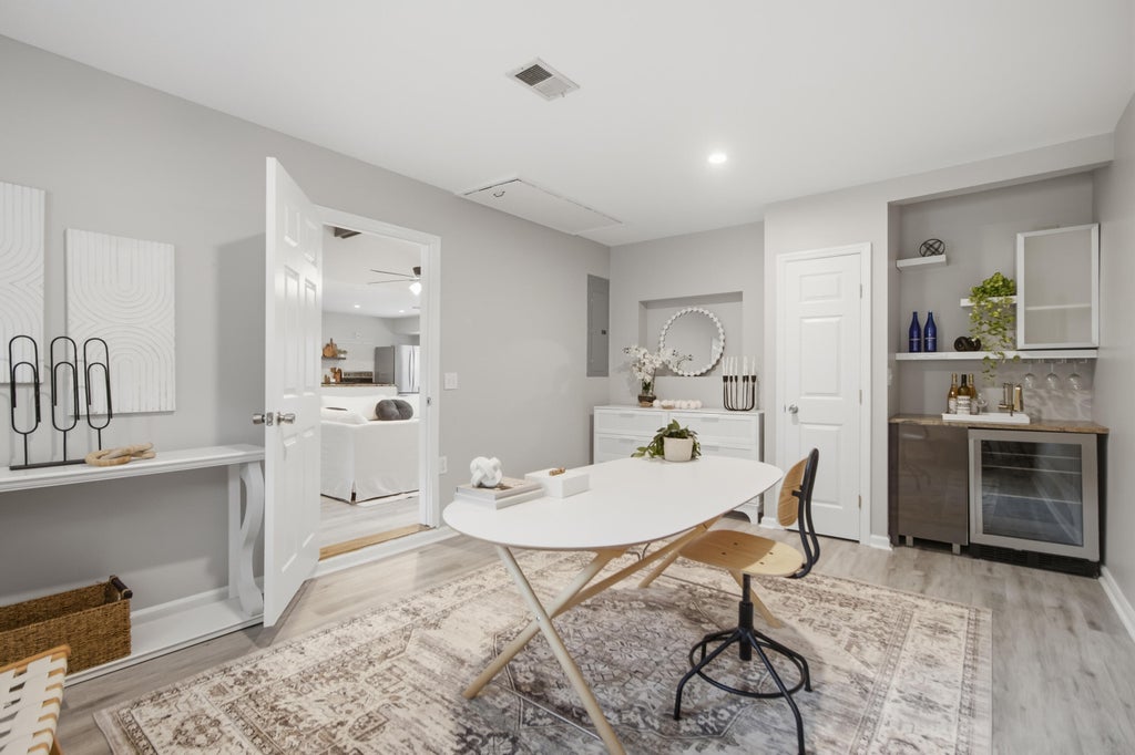 Photo of 1660 Babington Way, Mount Pleasant, SC 29464 (MLS # 26026486)