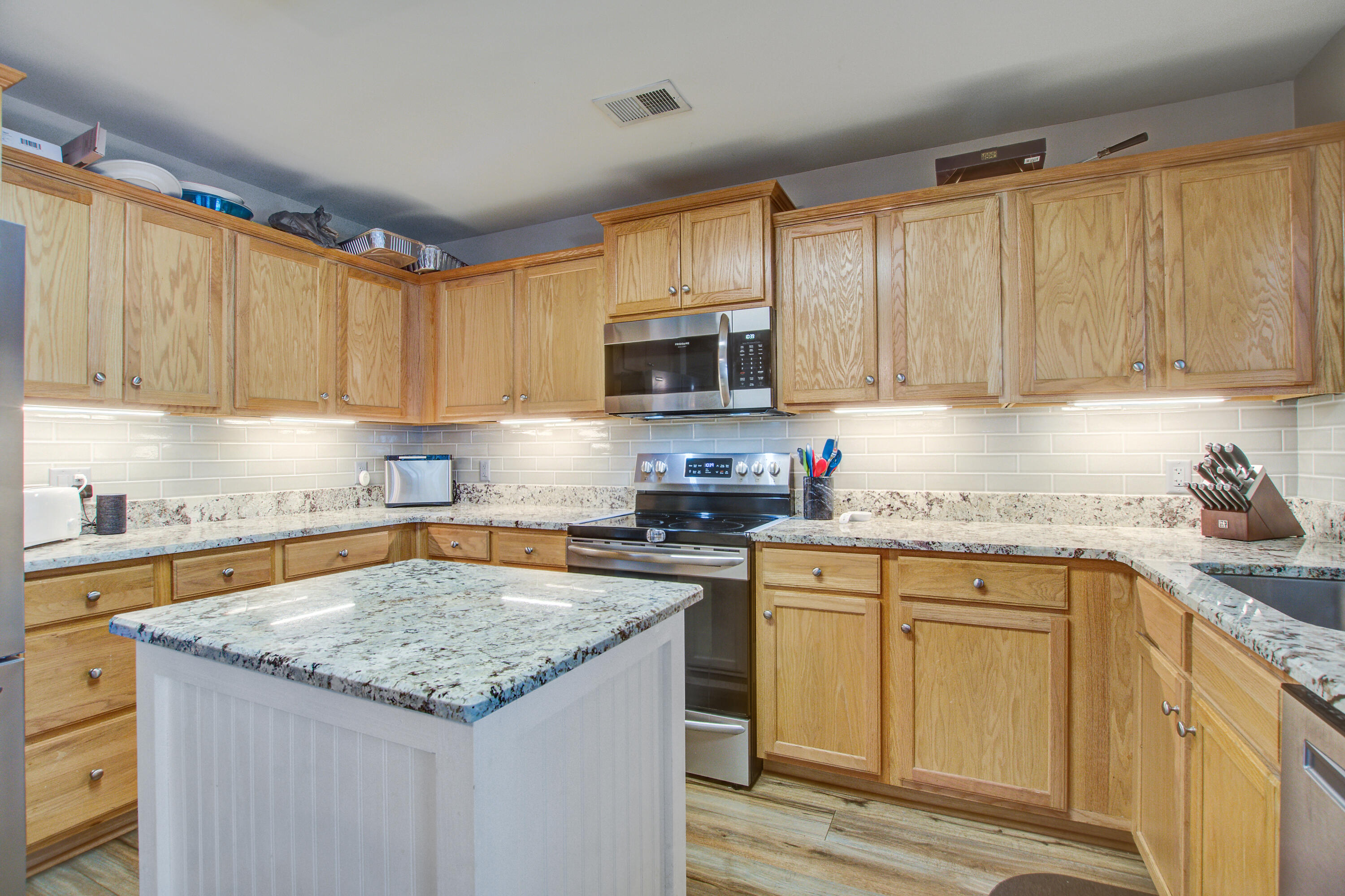 1097 Briar Rose Lane