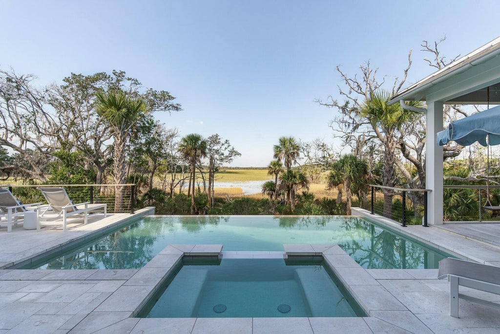 Photo of 982 Tupelo Bay Drive, Mount Pleasant, SC 29464 (MLS # 26027936)