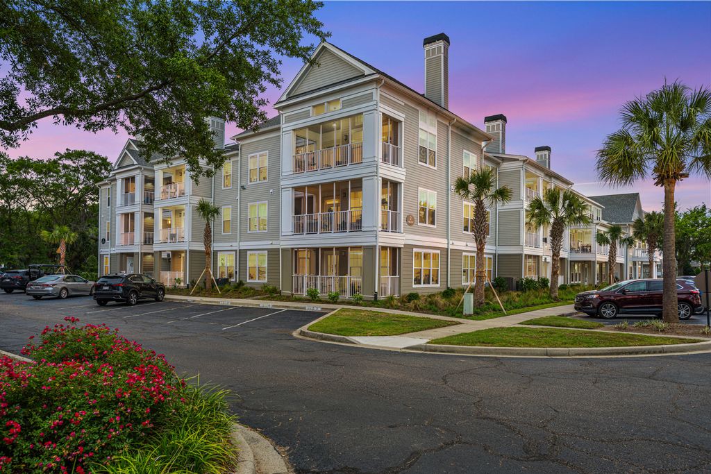 Photo of 130 River Landing Drive #Unit 2215, Charleston, SC 29492 (MLS # 26013333)