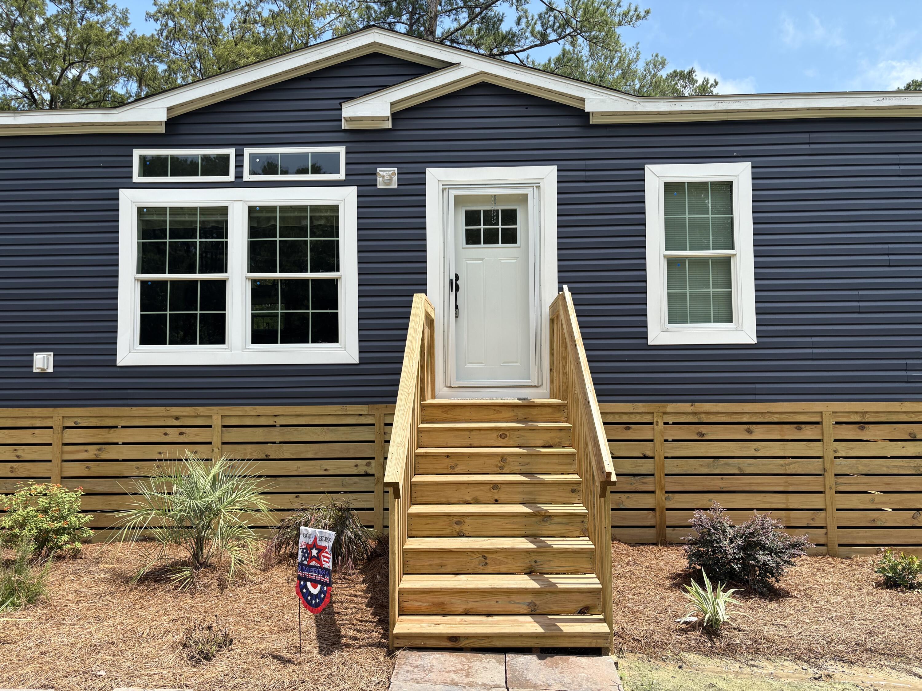 3323 Prices Bridge Lane
