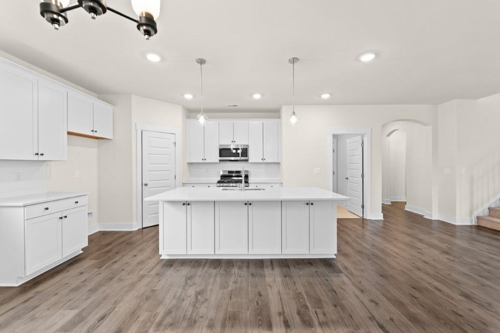5712 Gabe Moultrie Drive