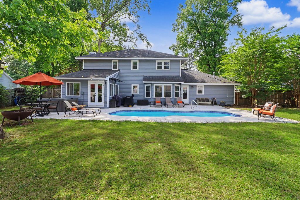 Photo of 4 Mulroy Court, Charleston, SC 29414 (MLS # 26013474)