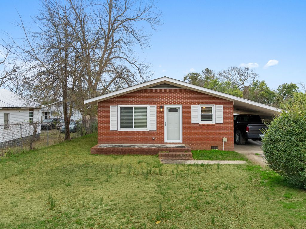 Photo of 106 Buyck Street, Saint Matthews, SC 29135 (MLS # 26005592)