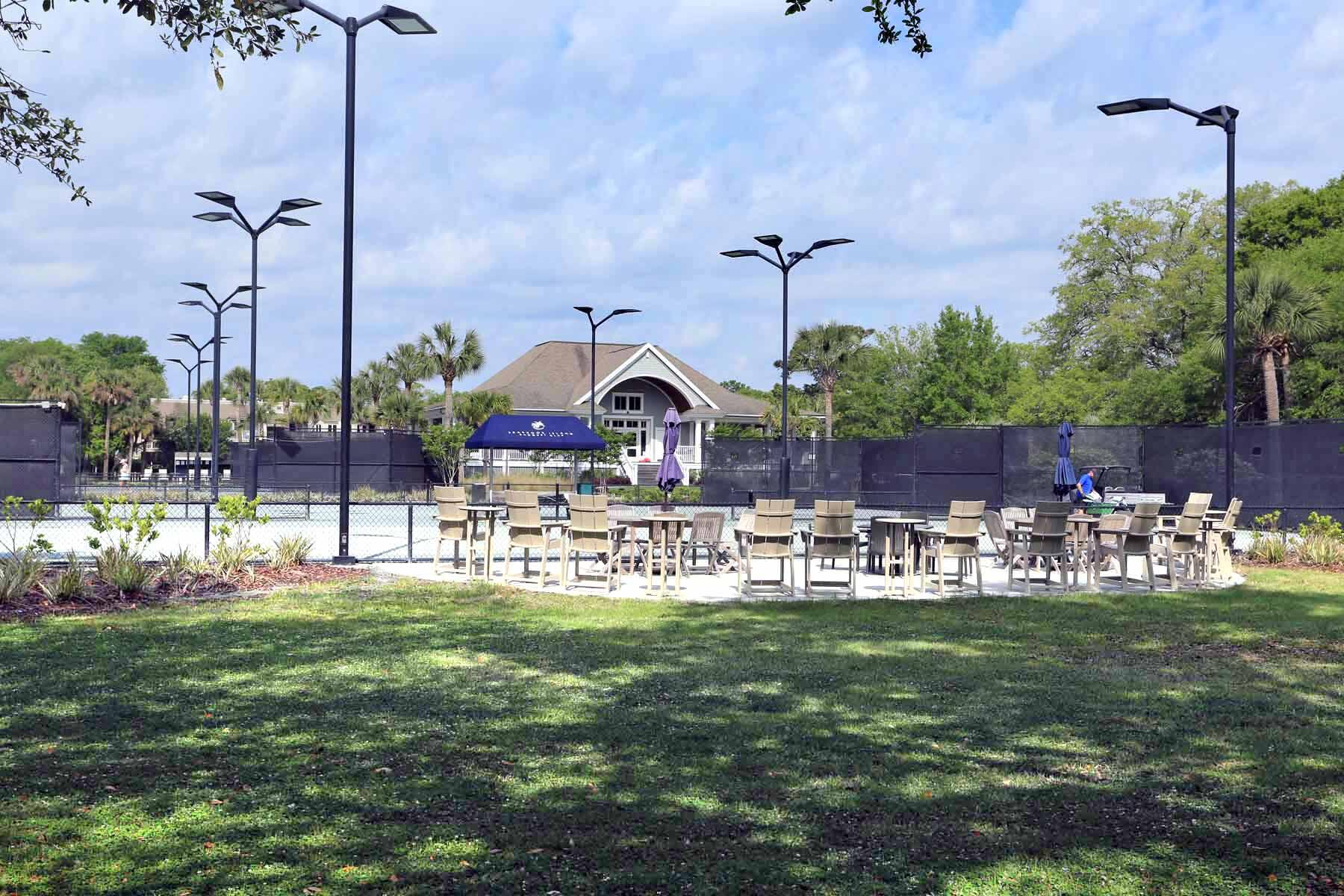 1634 Live Oak Park