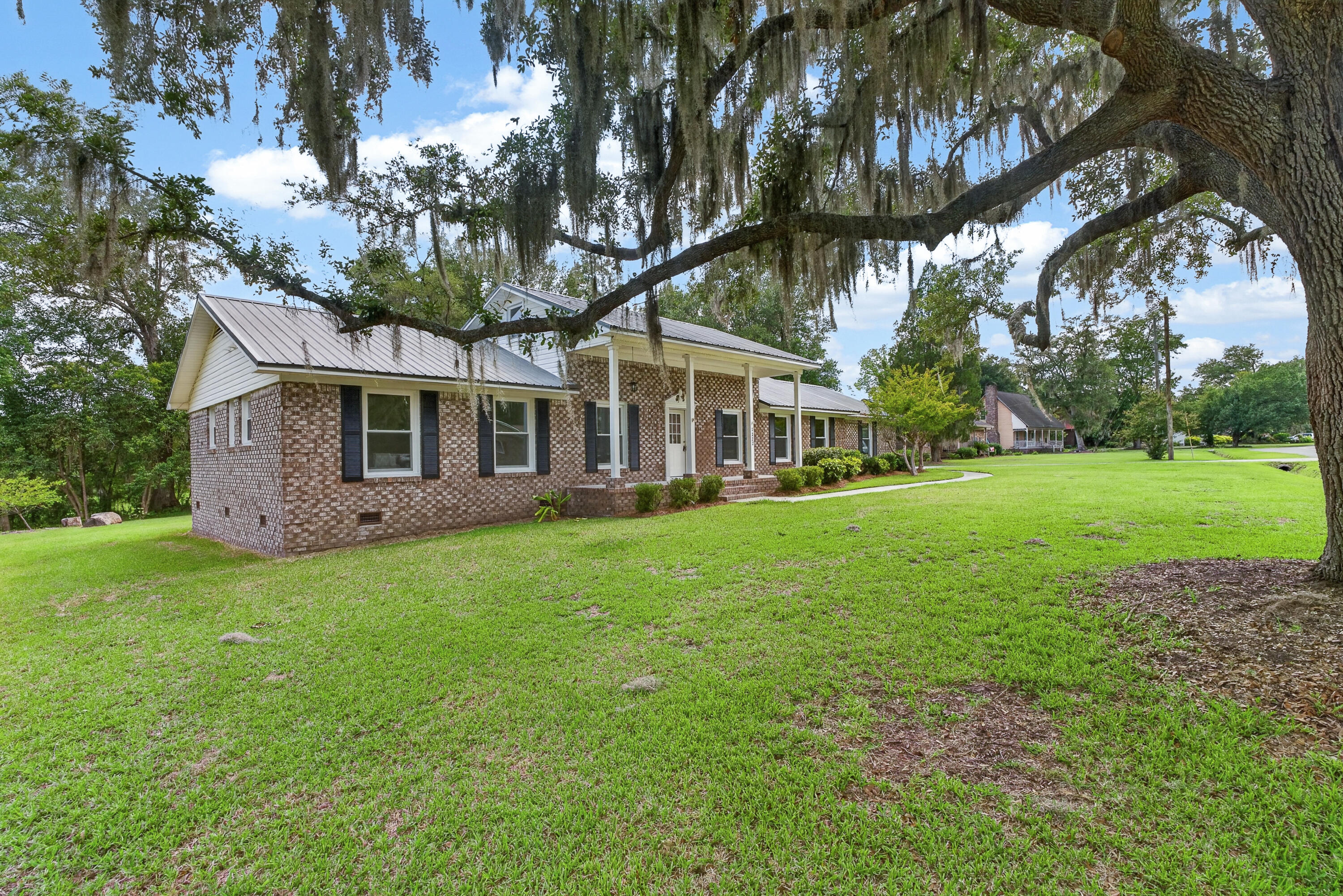 1322 Old Fort Road