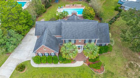 A home in North Charleston