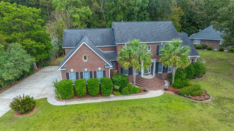 A home in North Charleston