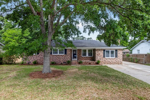 Photo of 106 Benton Street, Goose Creek, SC 29445 (MLS # 26012441)