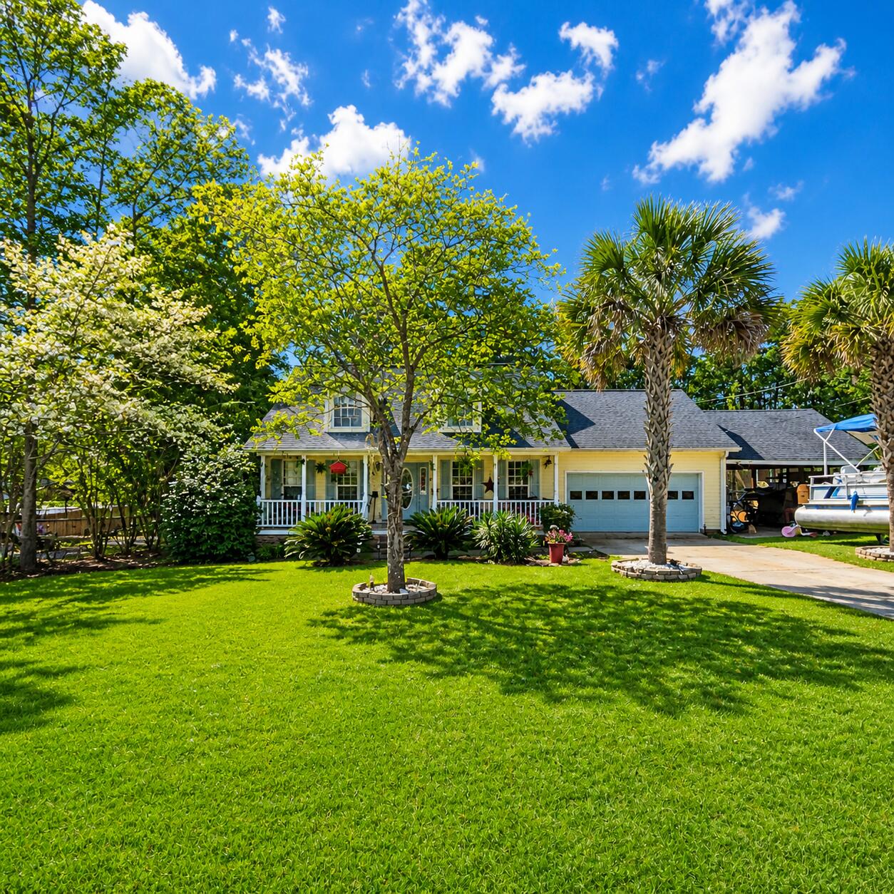 384 Suwanee Drive