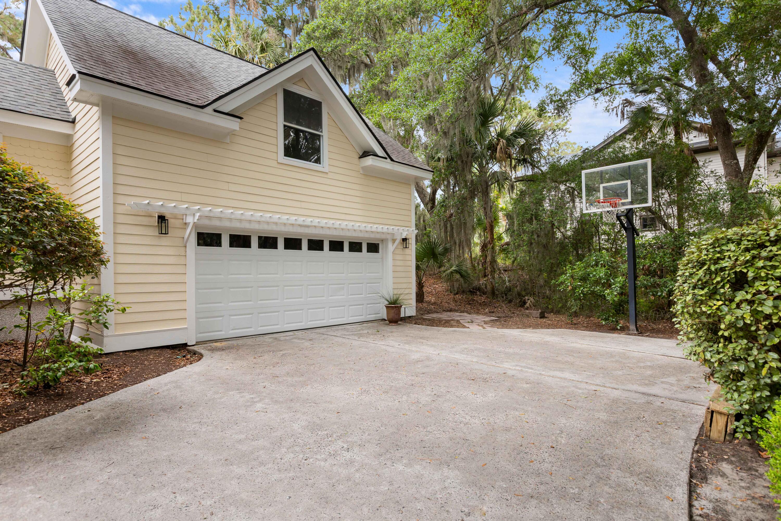 3335 Coon Hollow