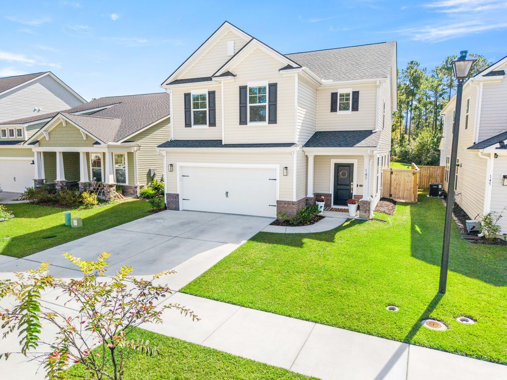 Photo of 147 Wappoo Trace Lane, Summerville, SC 29486 (MLS # 25029129)