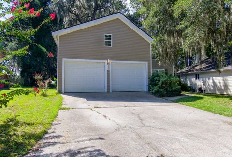 A home in Summerville