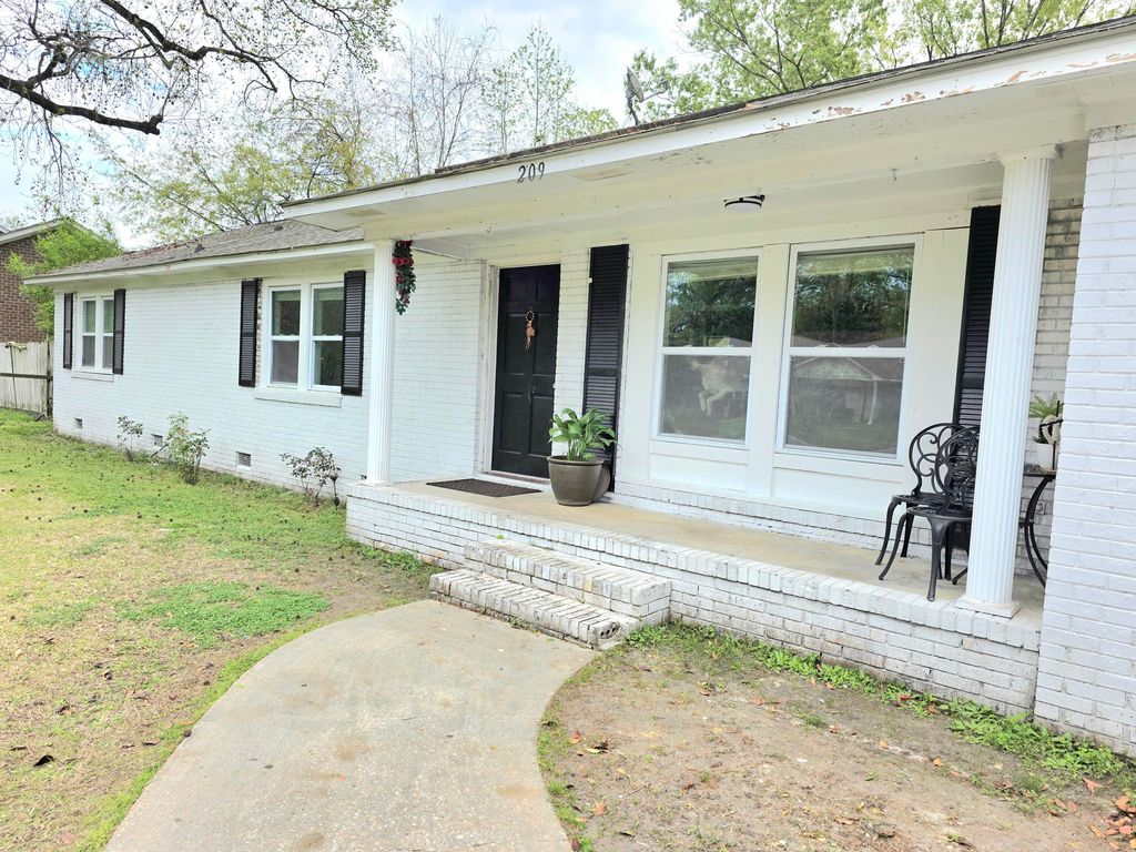 Photo of 209 Janice Street, Goose Creek, SC 29445 (MLS # 26008576)