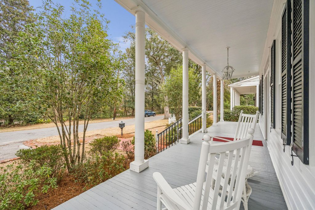 Photo of 214 E Doty Avenue, Summerville, SC 29483 (MLS # 26004921)