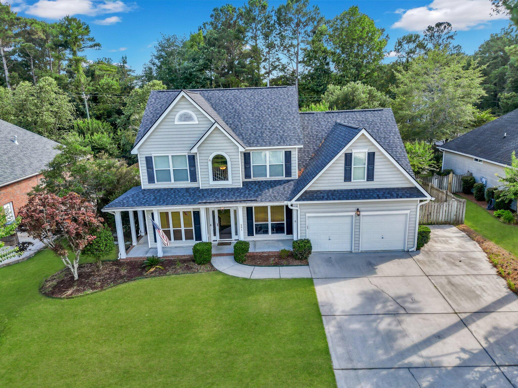 View Summerville, SC 29483 house