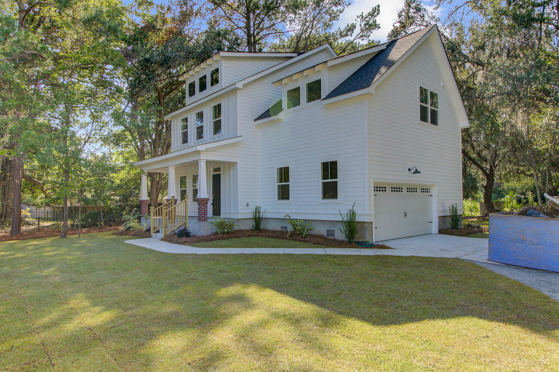 1047 Bradford Avenue