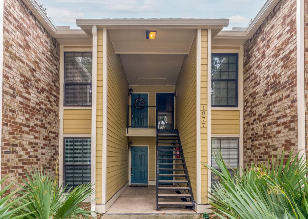 Photo of 1877 Montclair Drive #D, Mount Pleasant, SC 29464 (MLS # 25024698)