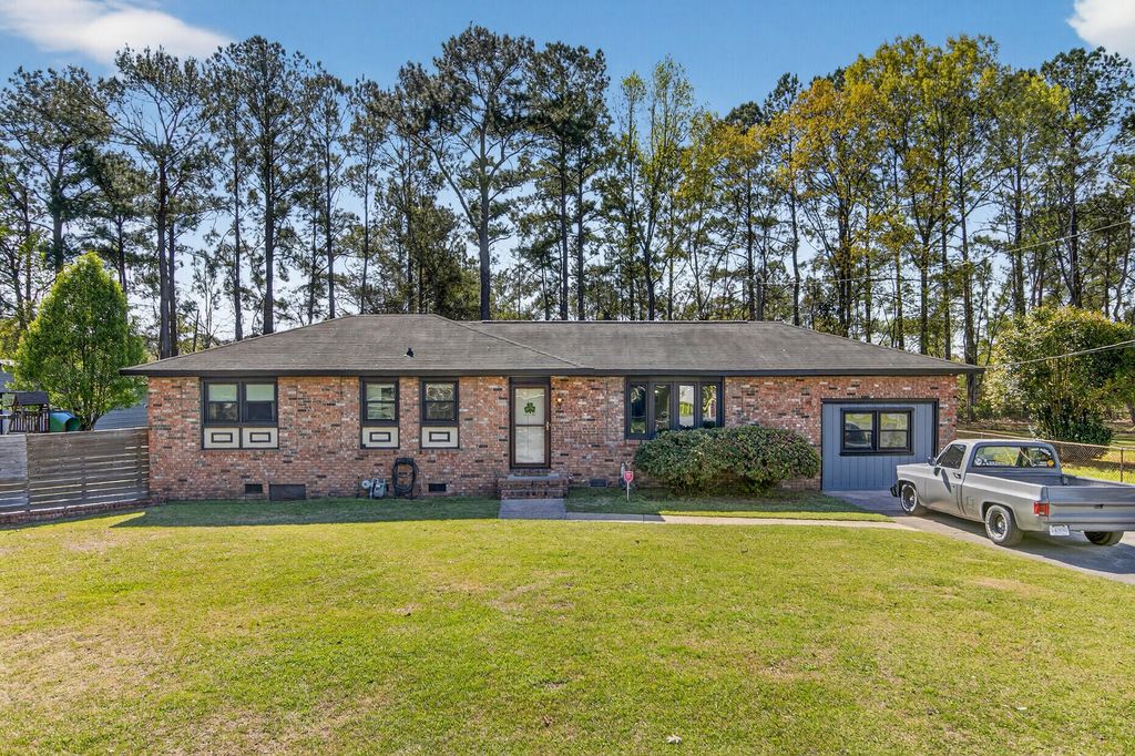 Photo of 113 Virginia Street, Goose Creek, SC 29445 (MLS # 26007960)