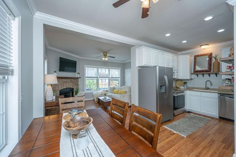 118 Congress Street B Charleston SC 29403