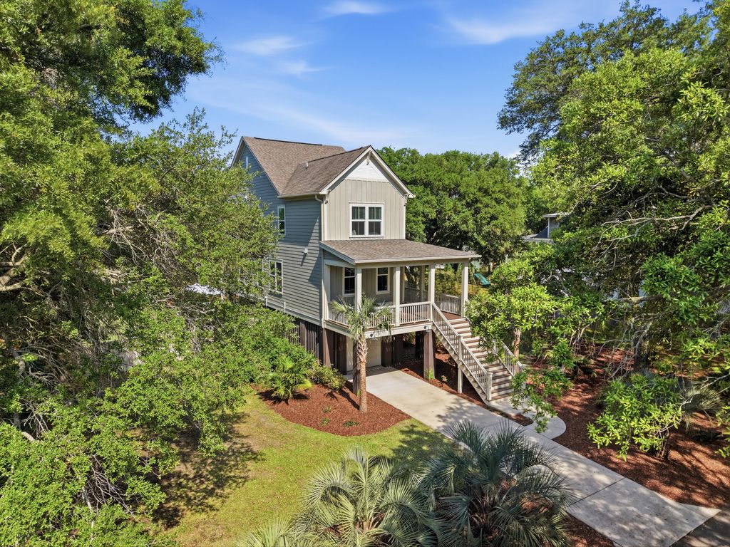 Photo of 2238 Brown Pelican Lane, Charleston, SC 29412 (MLS # 26013671)