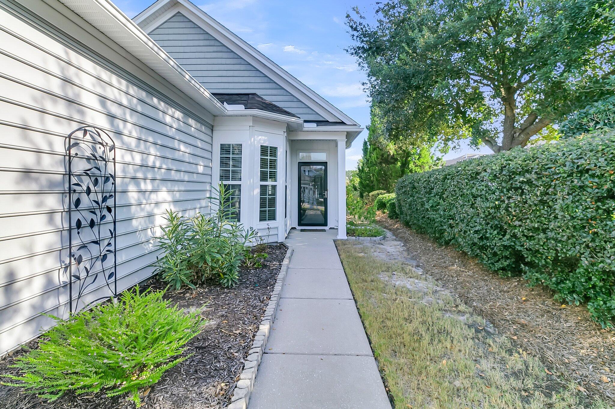 102 Harbor Point Court