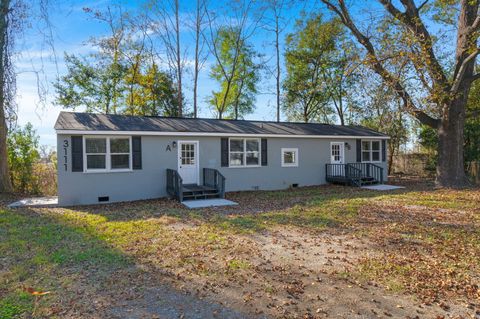 A home in North Charleston