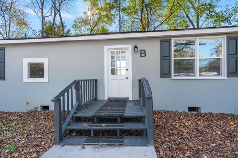 A home in North Charleston