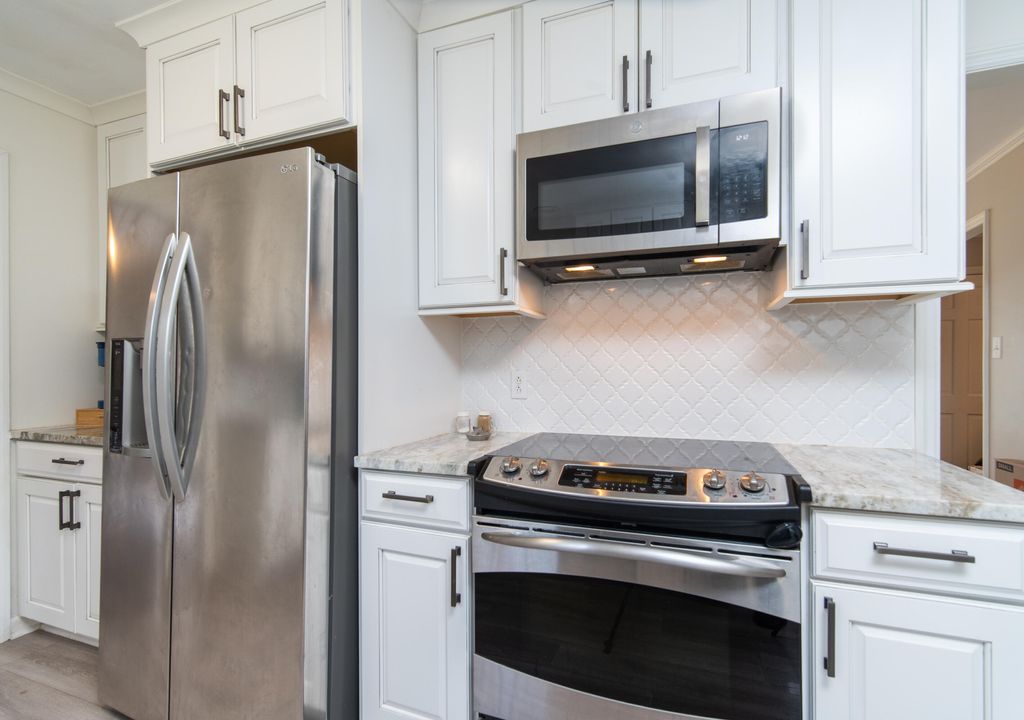 Photo of 104 Race Club Road, Summerville, SC 29483 (MLS # 26005929)