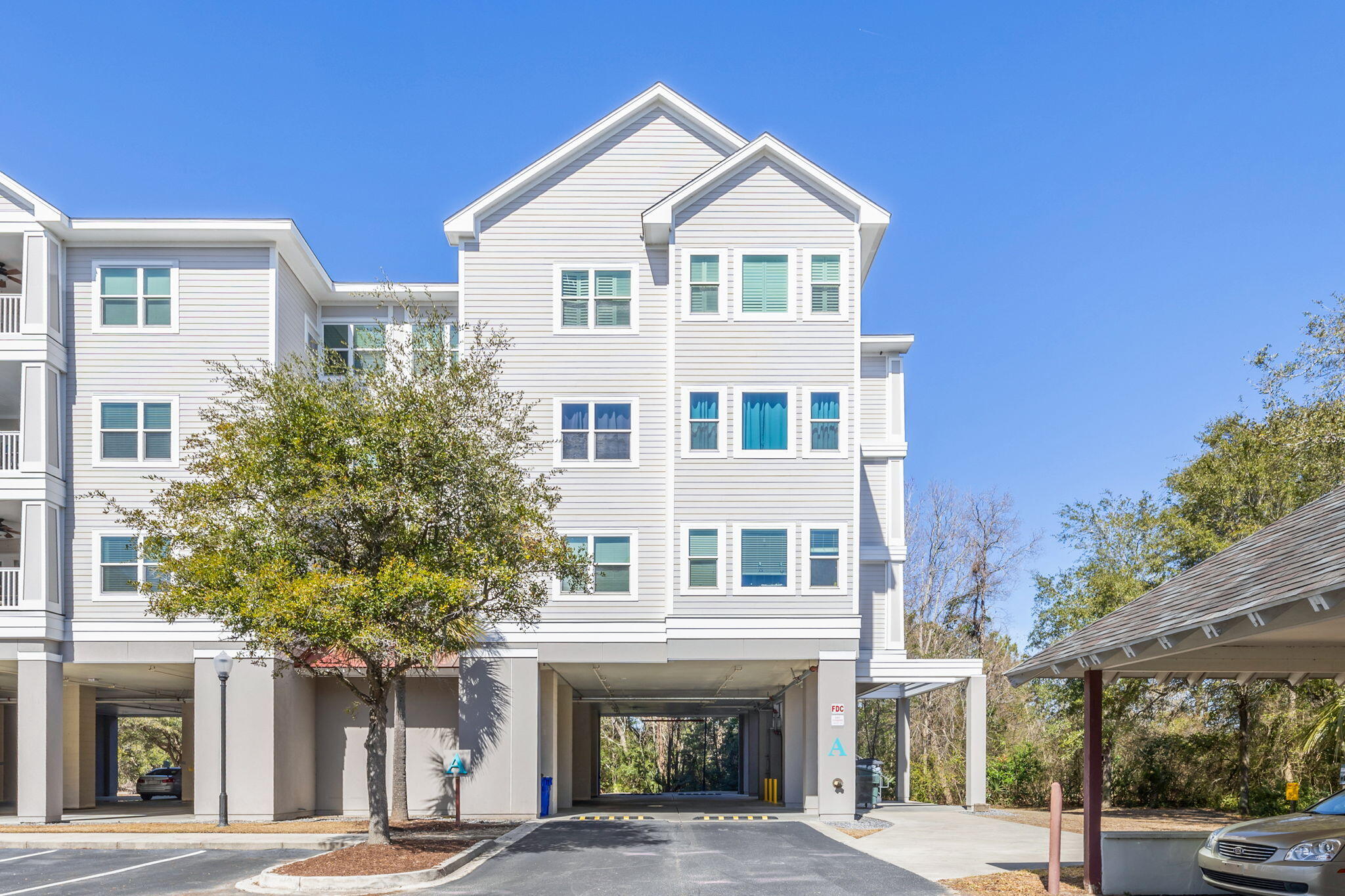 1984 Folly Road Apt A309