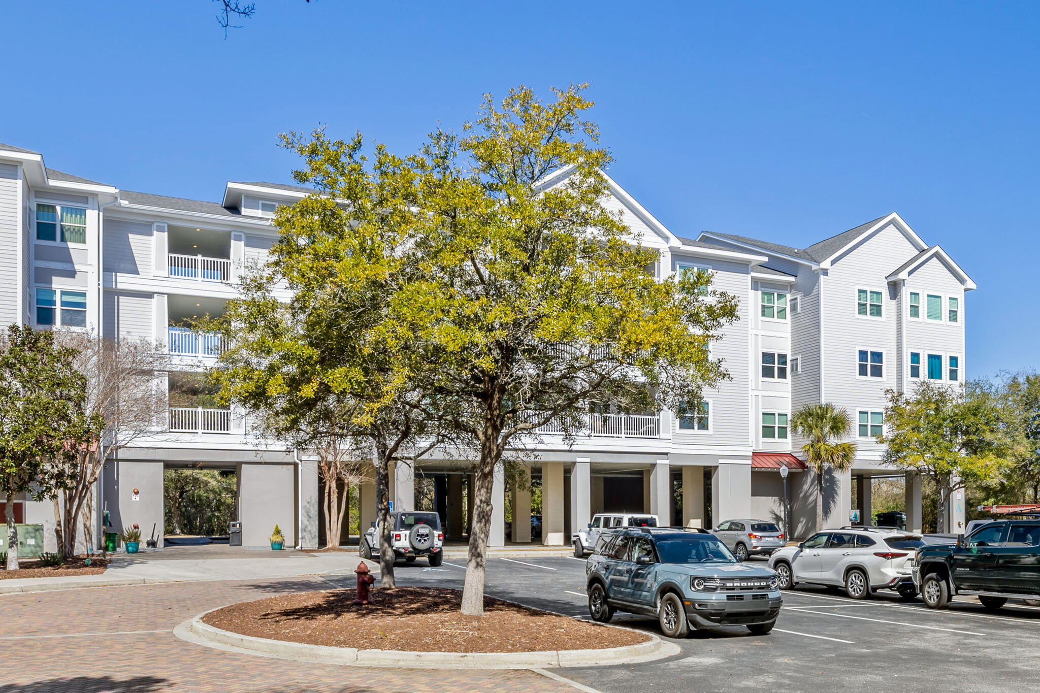 1984 Folly Road Apt A309