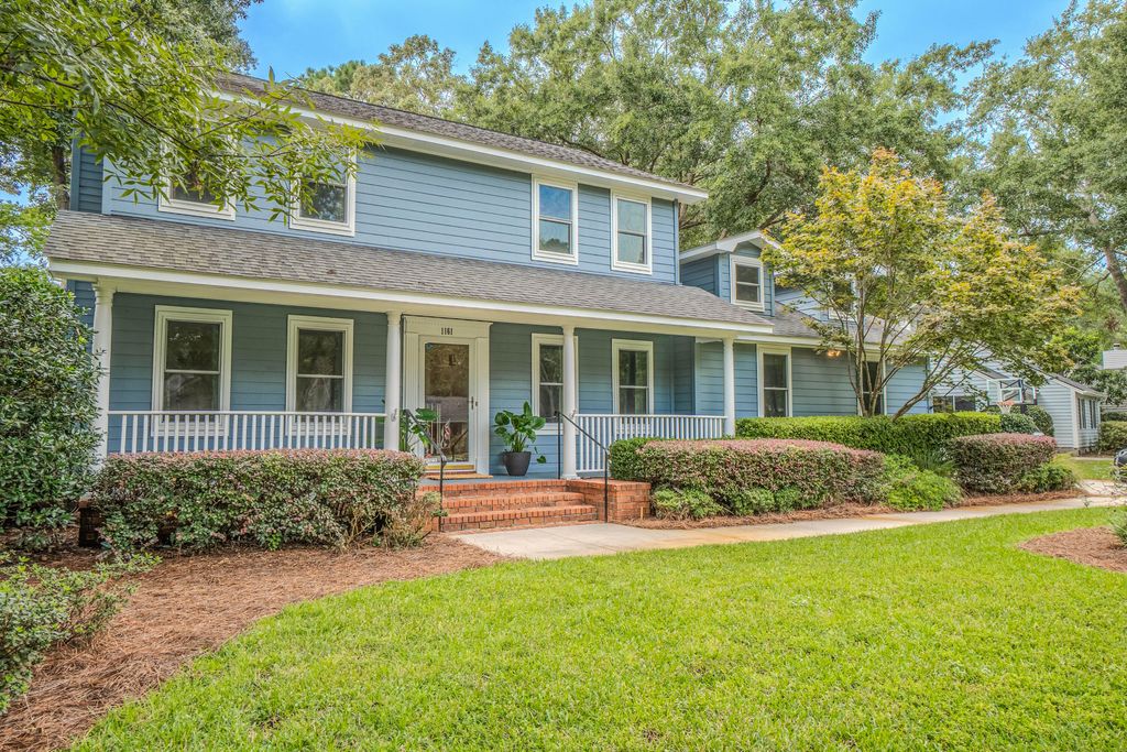 Photo of 1161 Parkway Drive, Mount Pleasant, SC 29464 (MLS # 25025114)