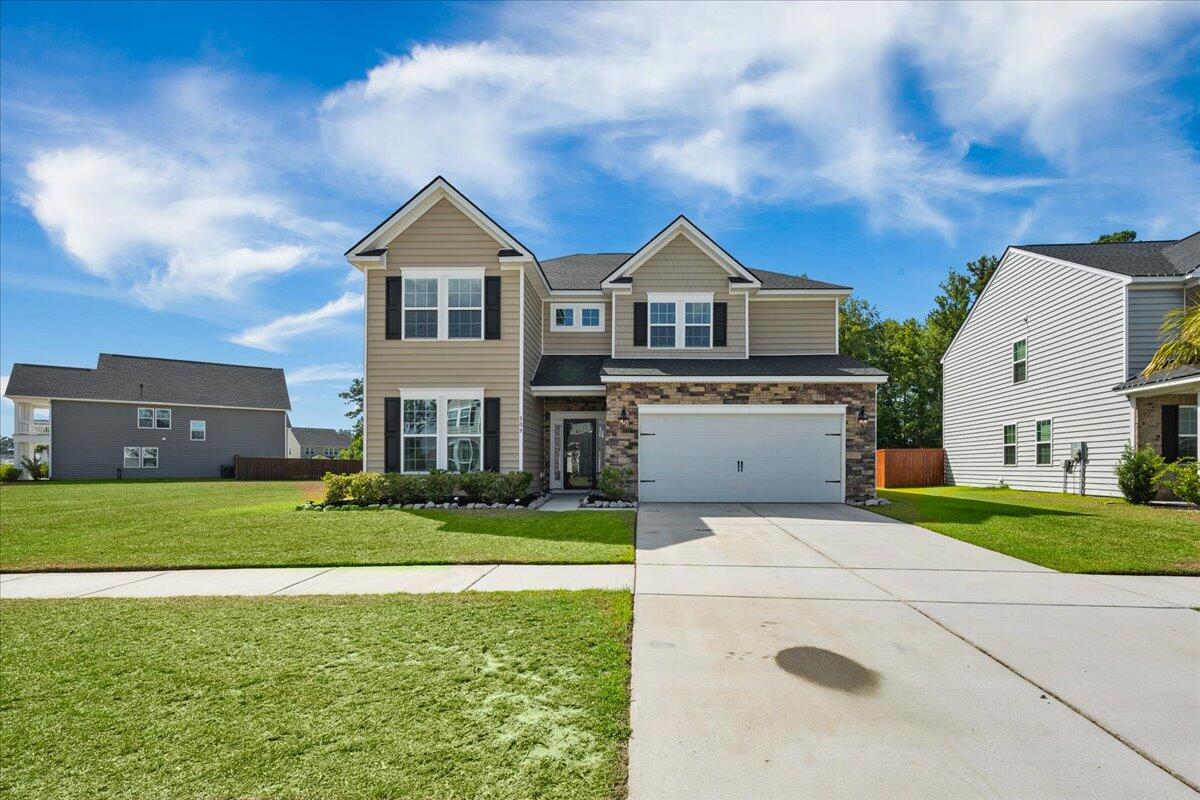 View Summerville, SC 29486 house