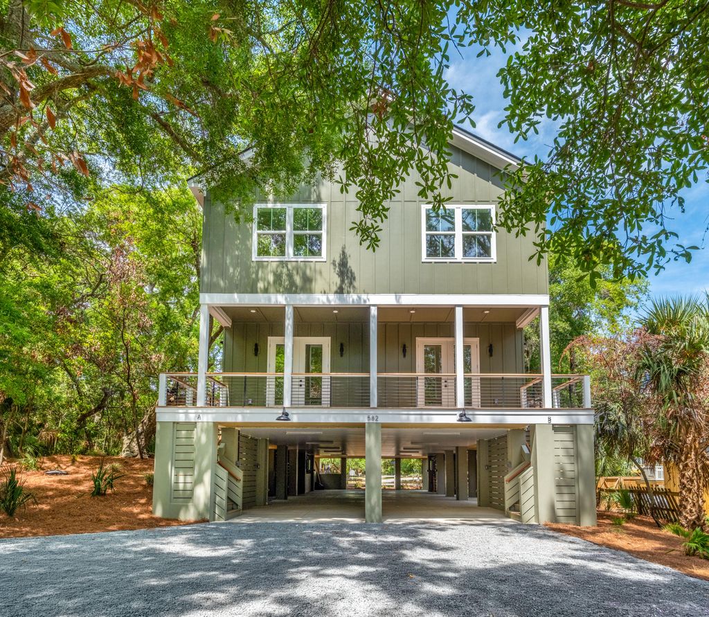 Photo of 582 Pelican Court #A,B, Edisto Island, SC 29438 (MLS # 26015102)