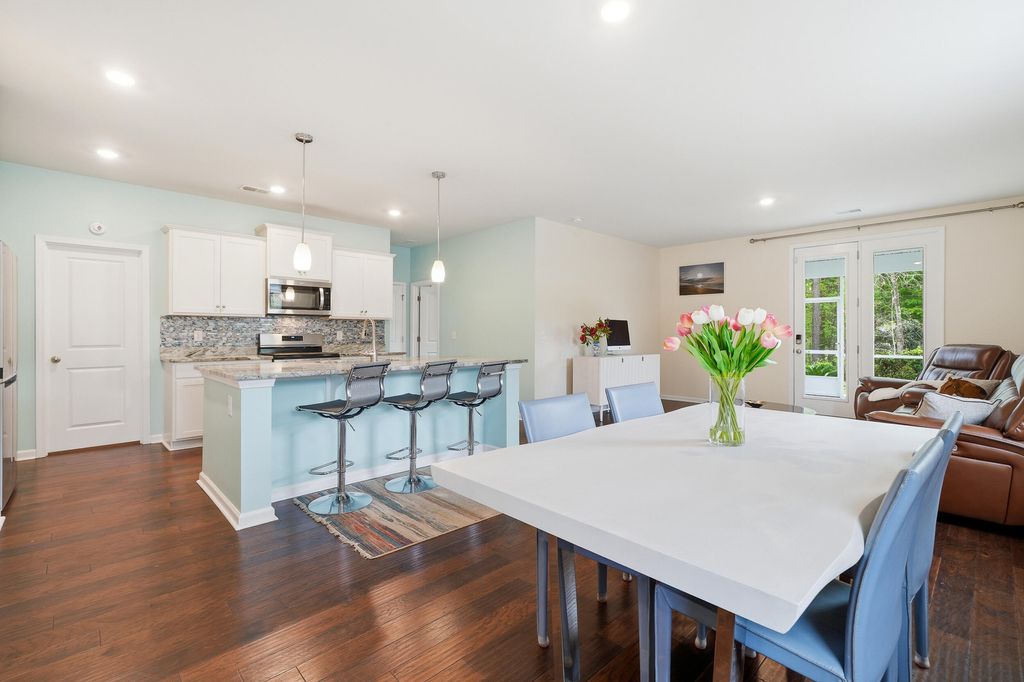 Photo of 1067 Sago Palm Court, Mount Pleasant, SC 29429 (MLS # 26010928)