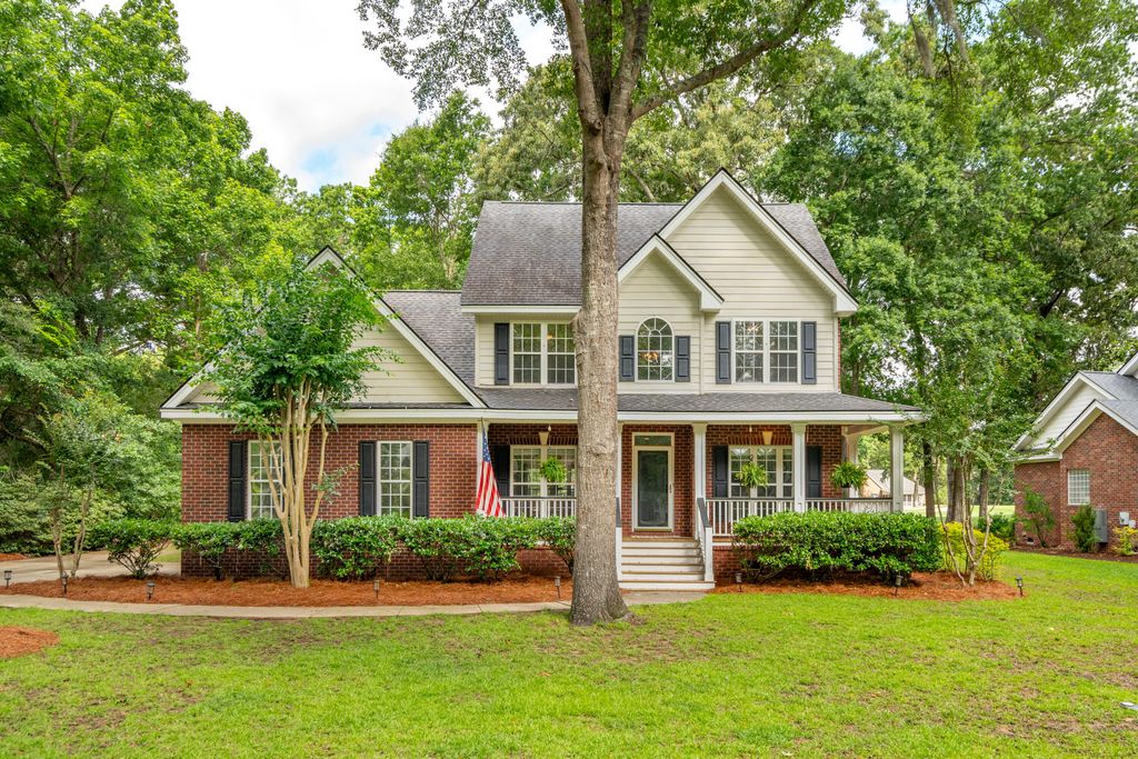 Photo of 5195 Forest Oaks Drive, Hollywood, SC 29449 (MLS # 25015345)