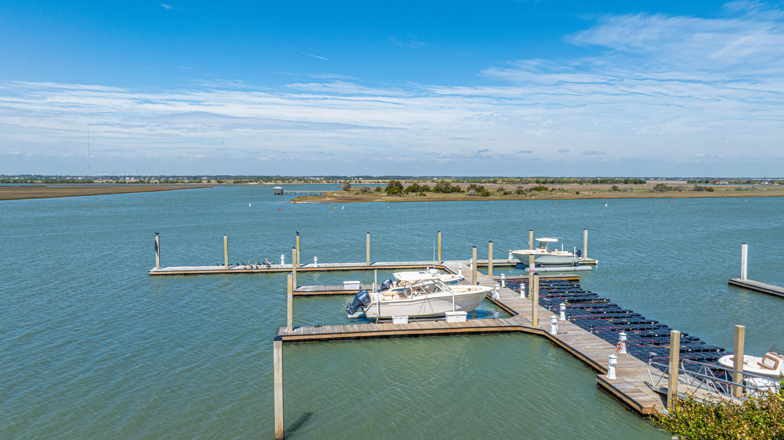 101 Palm Boulevard A9