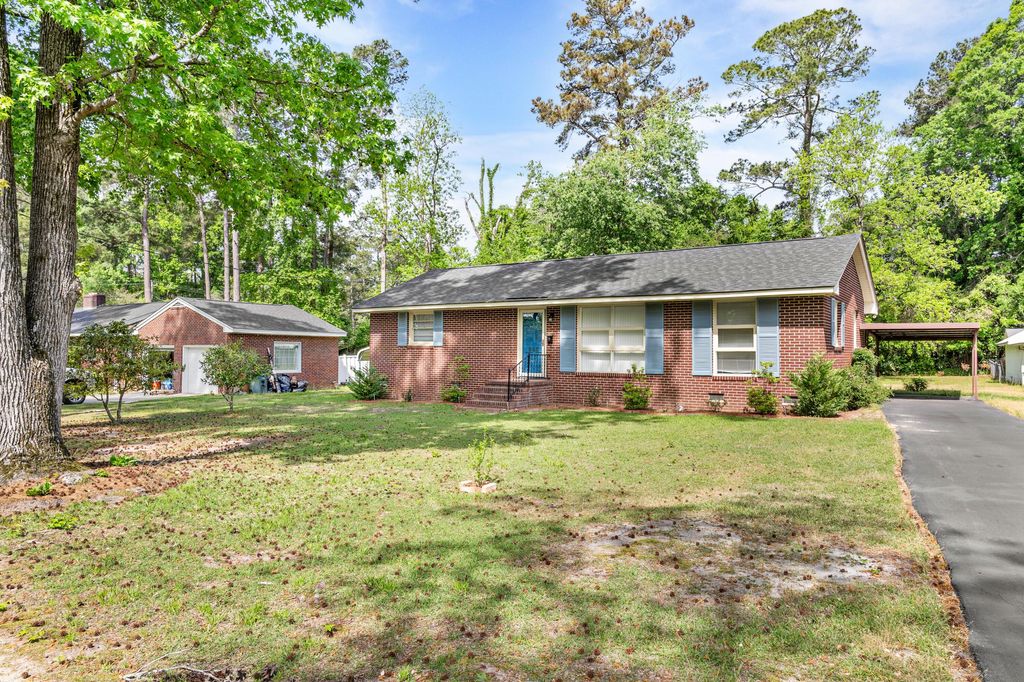 Photo of 843 Carolina Avenue, Orangeburg, SC 29115 (MLS # 26010736)