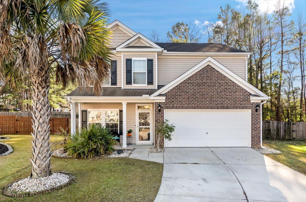 Photo of 206 Willet Drive, Summerville, SC 29485 (MLS # 26000003)