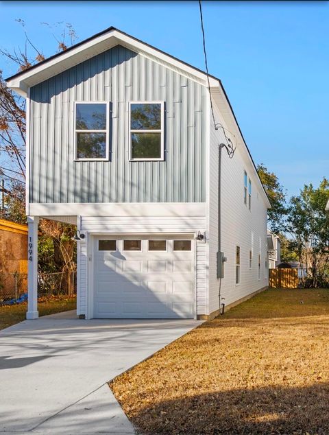 A home in North Charleston