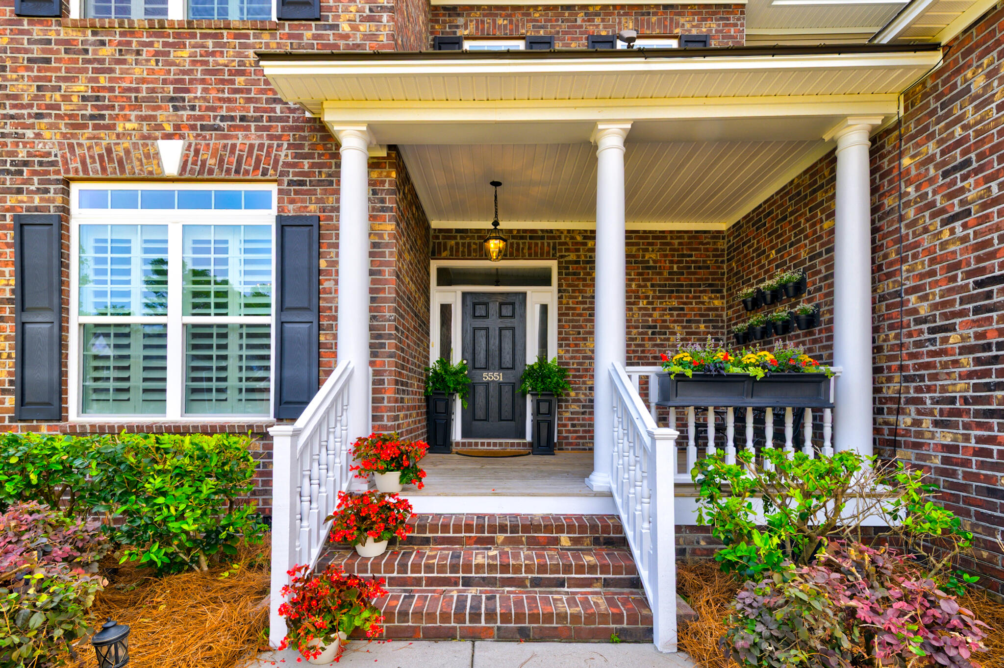5551 Crescent View Drive