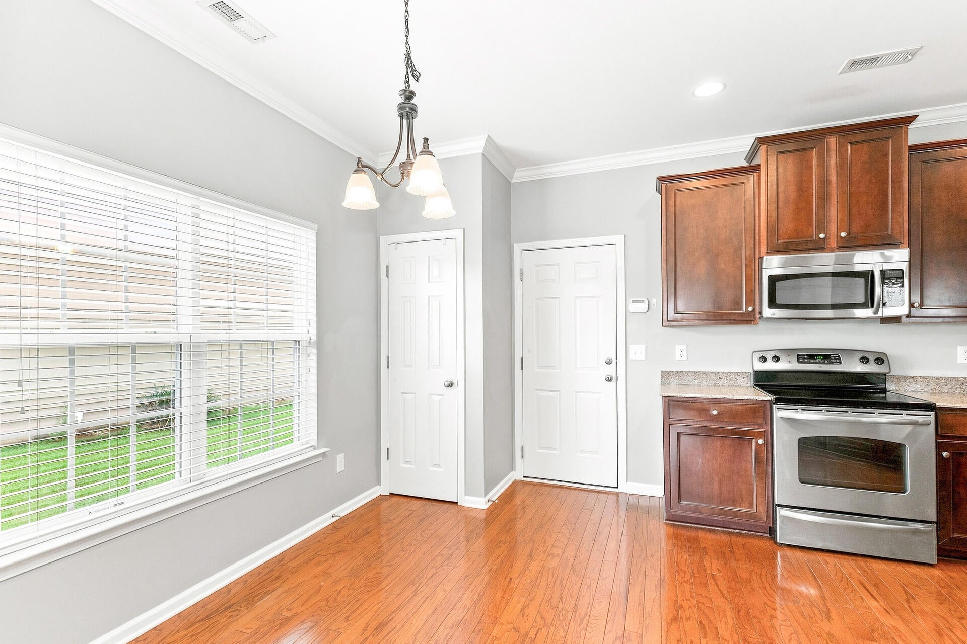 191 Mayfield Drive